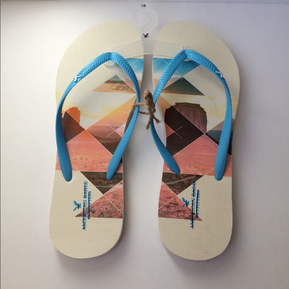 NWOT American Eagle Women's Flip Flops.