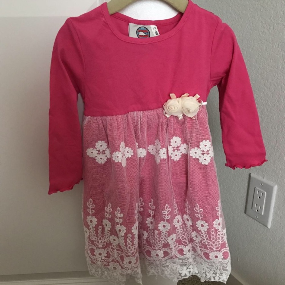 New 12-18M pink dress with lace