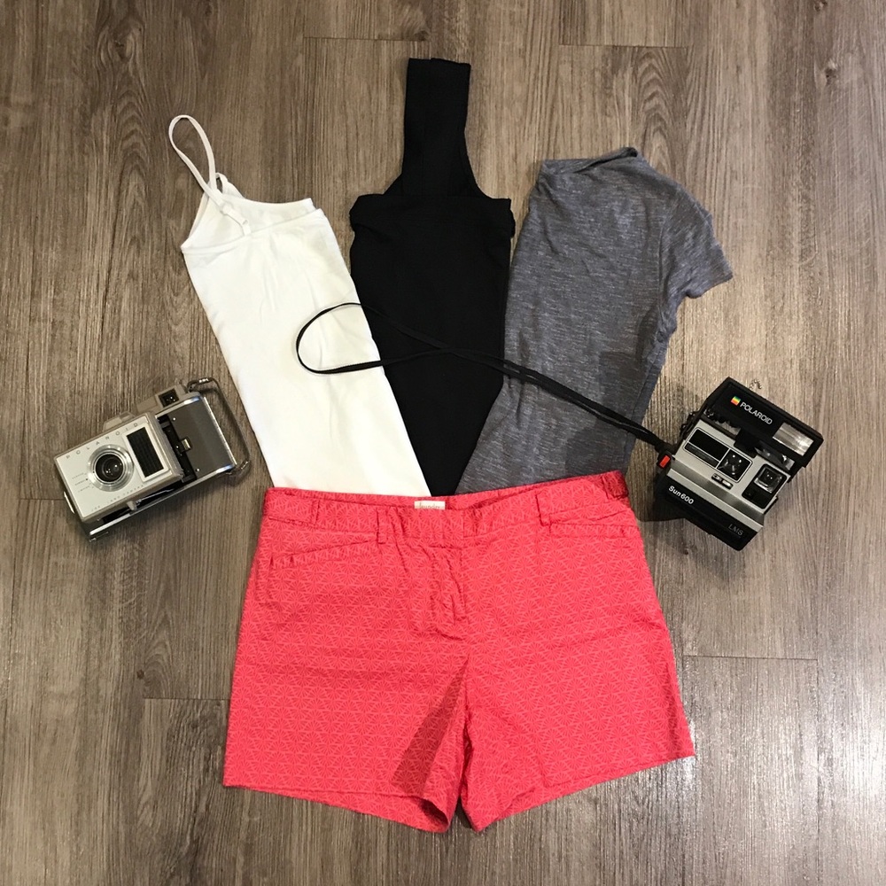 Laundry by Shelli Segal shorts.