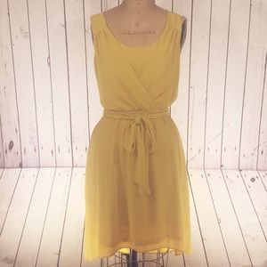Elegant Yellow Express Dress w/ Mid-Tie