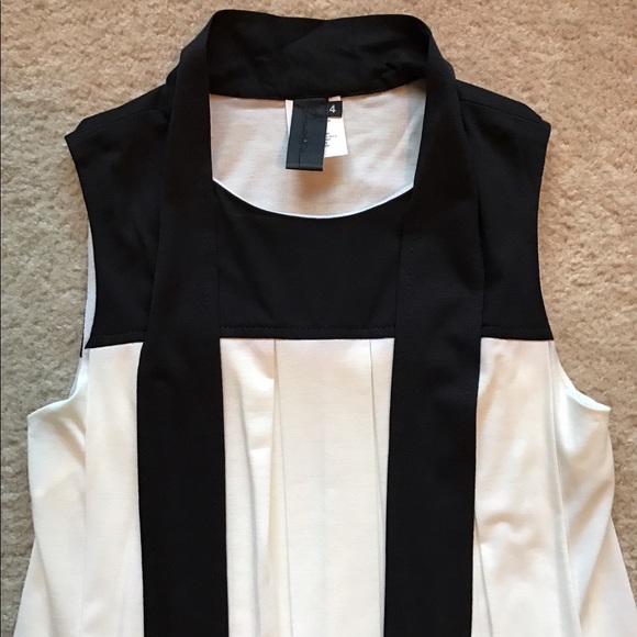 New woman's Omorika blouse. - Picture 2 of 4