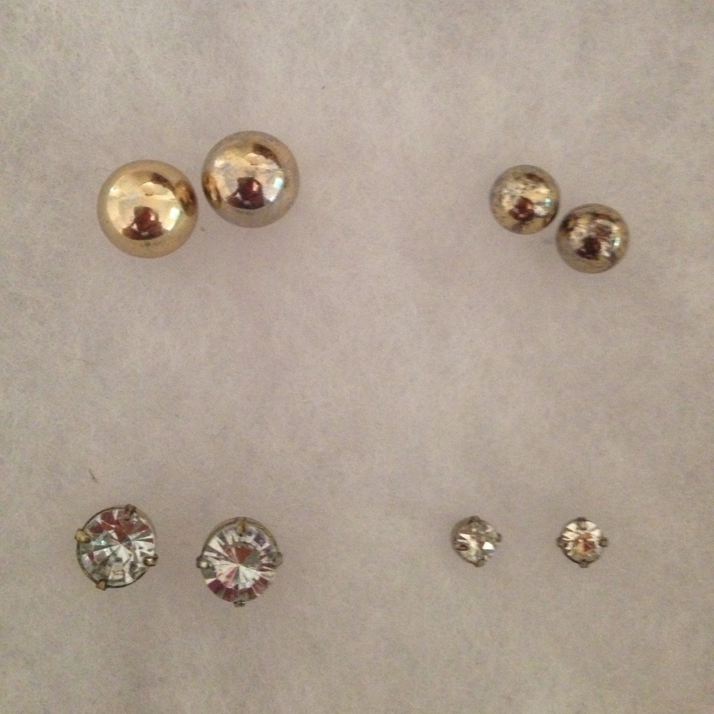 Set of four earrings--mottled gold/faux diamond