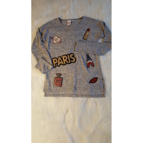 Fashion forward long sleeve t-shirt with patches - Picture 1 of 1
