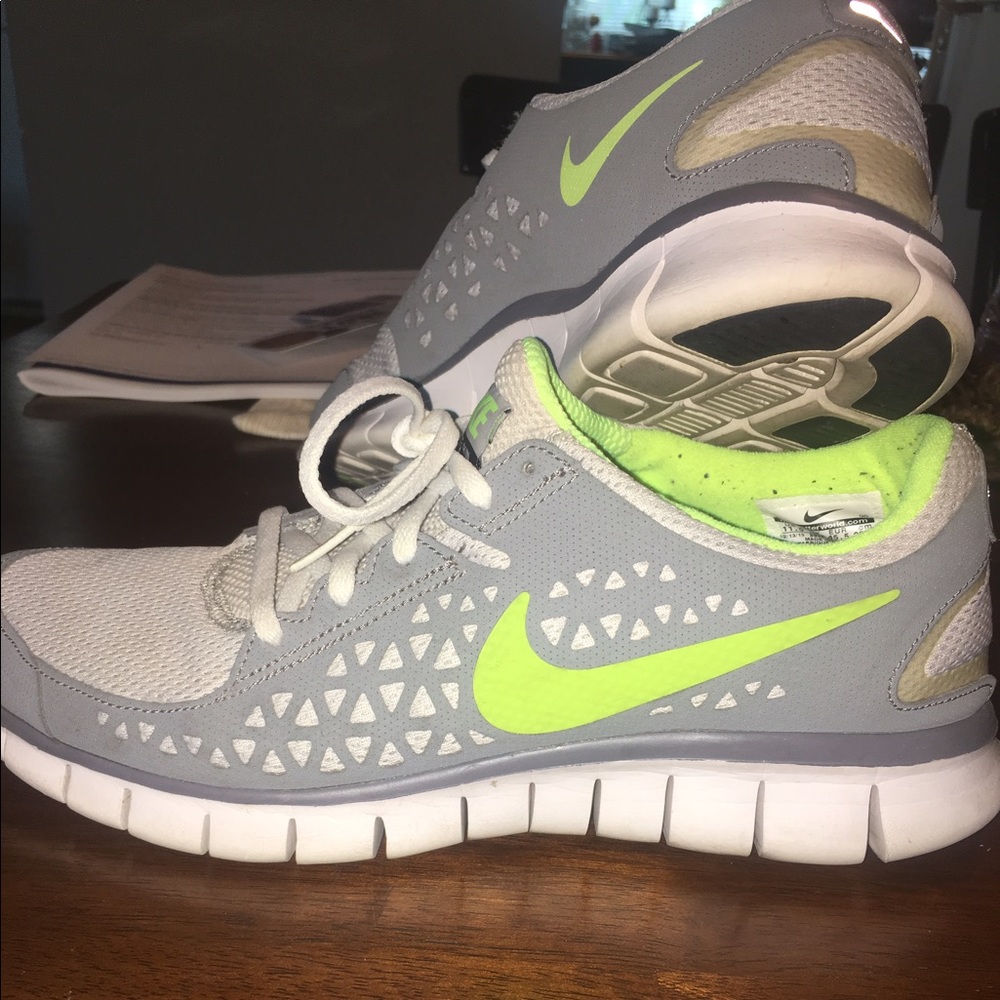 Nike free runs