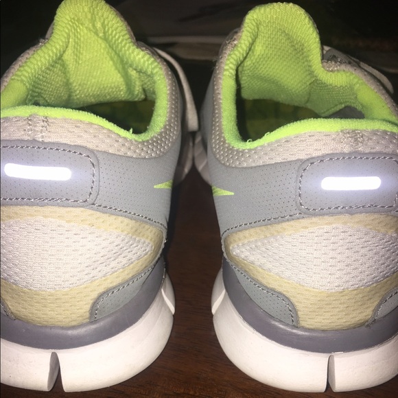 Nike free runs - Picture 3 of 3