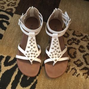 Mudd sandals