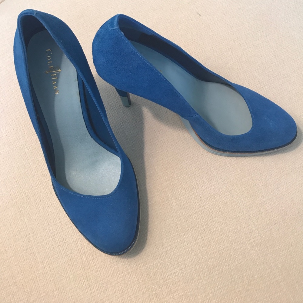 Cole Hann Blue Pump 8B