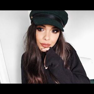 Meet your Posher, Suki