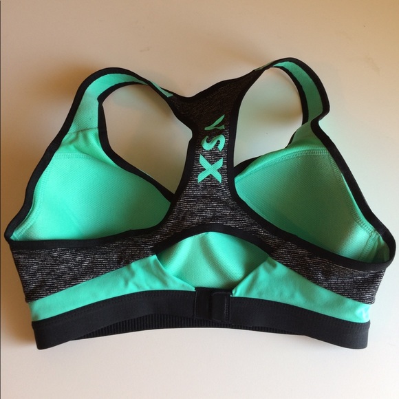 EUC! Victoria's Secret Sport Bra Bundle 32C - Picture 2 of 5