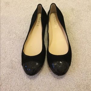 EUC GUESS Sequined & Velvet Ballet Flats.