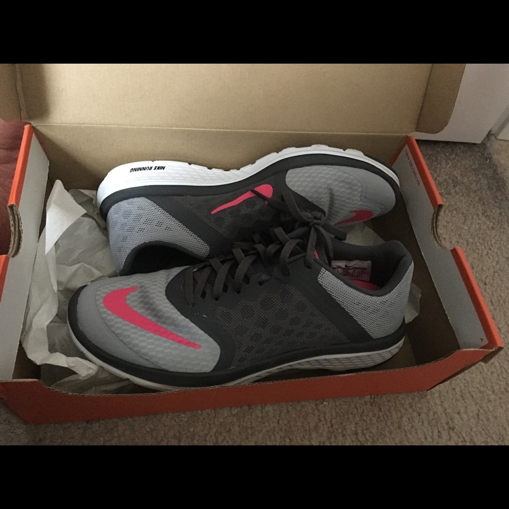 Women's NIKE