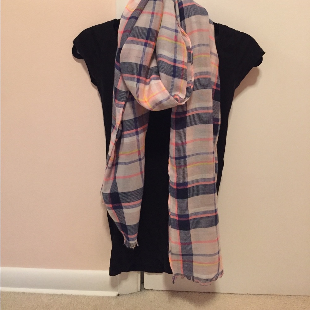 NWT Old Navy Scarf