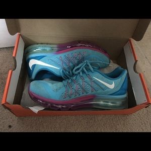 Women's NIKE Airmax 2016