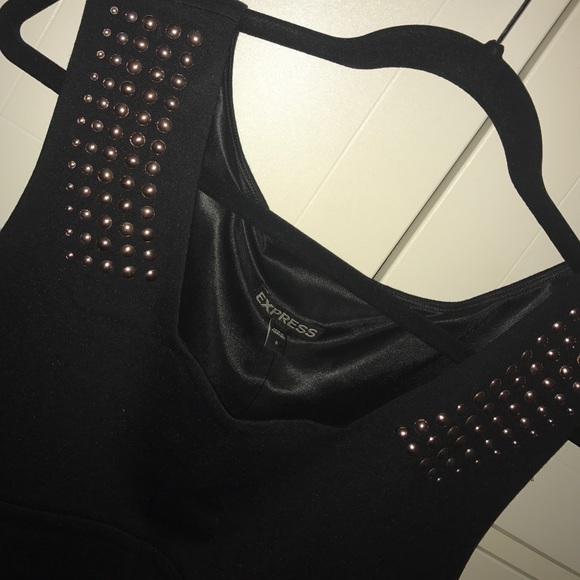 Dress - Picture 2 of 4