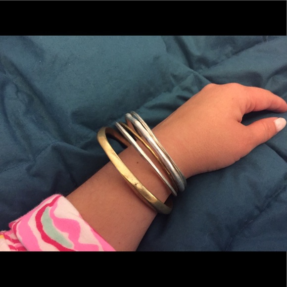 Set of gold and silver bangles-5 pieces - Picture 3 of 4
