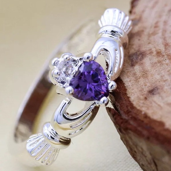 Amethyst Silver Ring - Picture 2 of 4