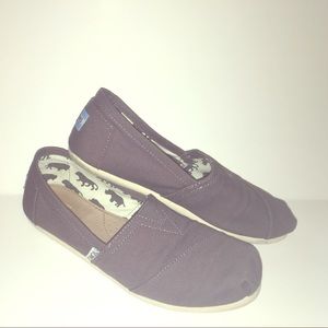 Taupe Toms