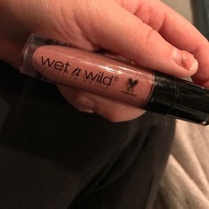 Wet n wild liquid lipstick