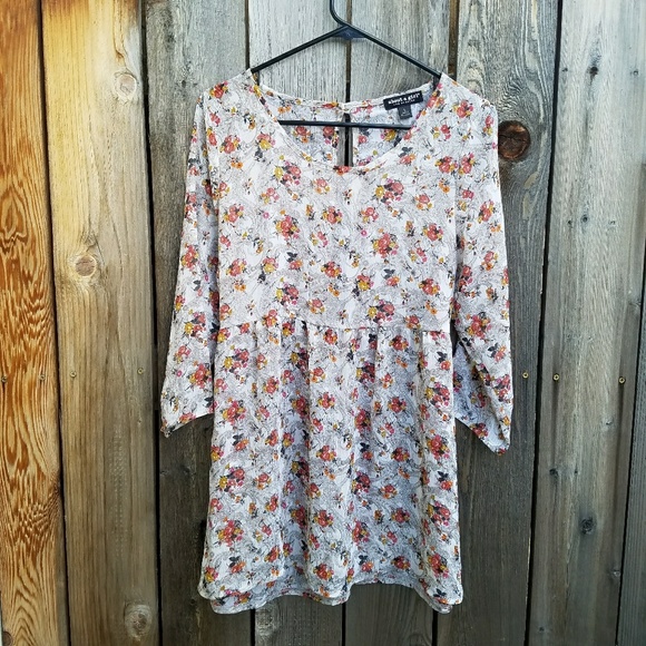 About a Girl Tops - About a Girl Gray Floral Sheer Open Back Tunic