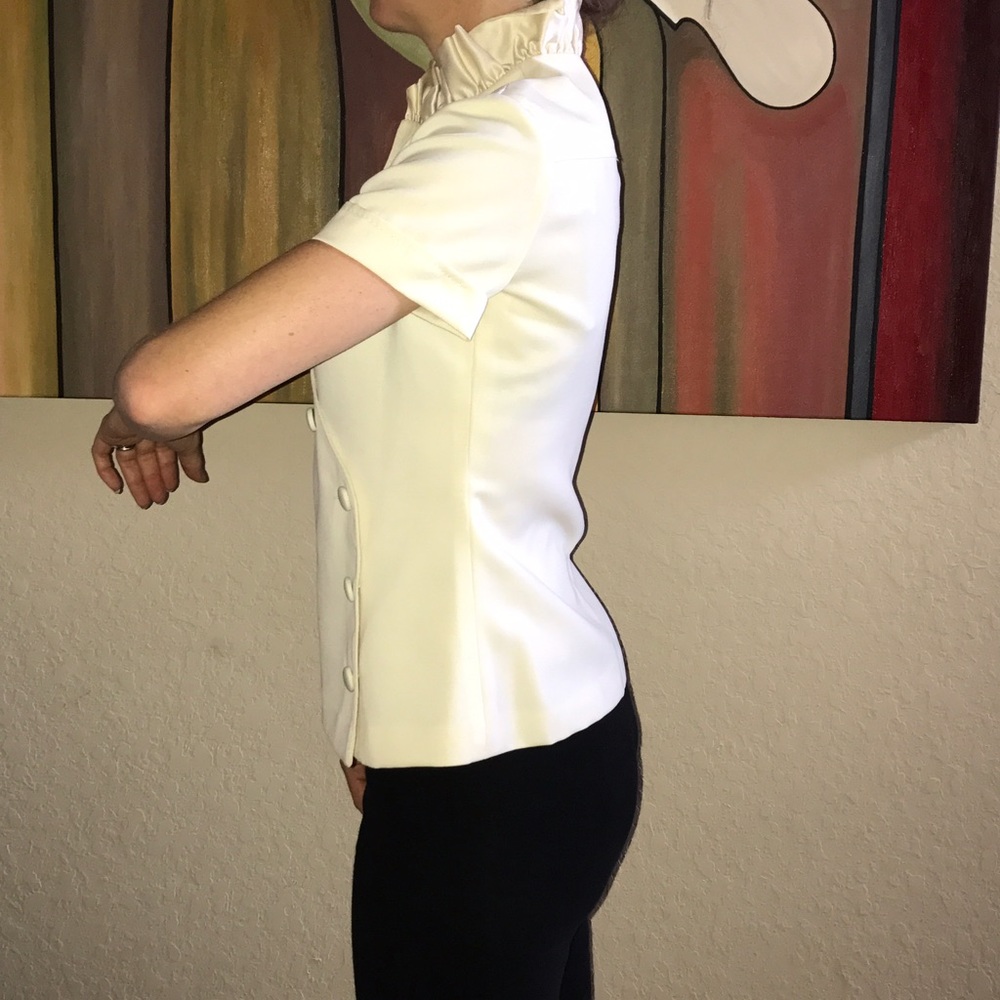 New woman's Omorika blouse/ jacket. - Picture 6 of 7