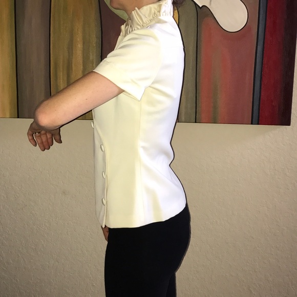 New woman's Omorika blouse/ jacket. - Picture 6 of 7