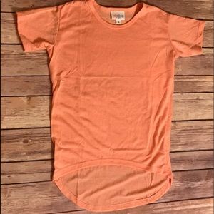 Brand New With Tags LuLaRoe Gracie T Size 4