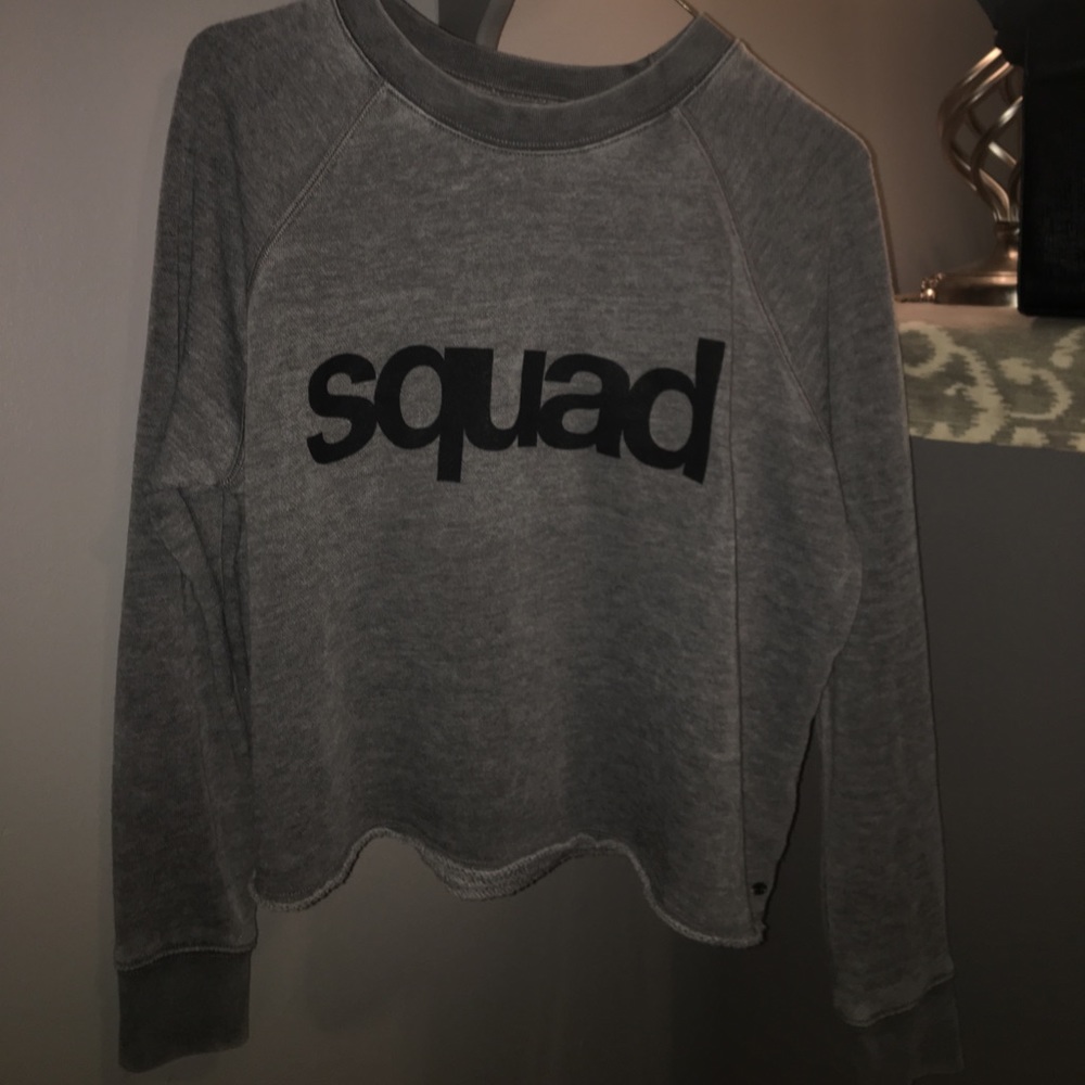 Cropped Squad American Eagle Crewneck 🖤