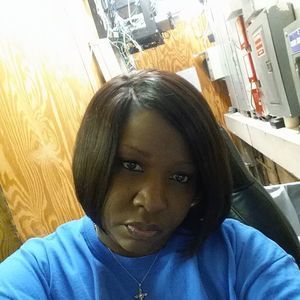 Meet your Posher, Felicia