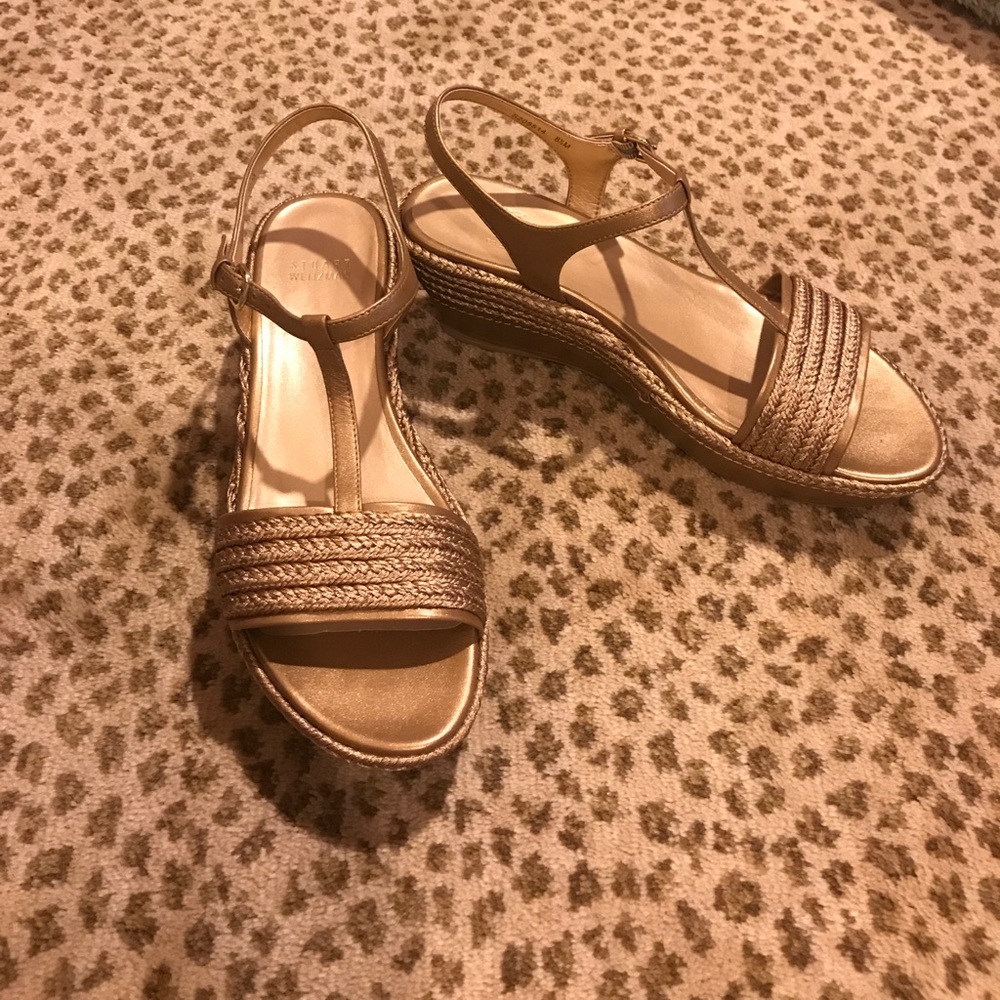 NWOT Stuart Weitzman gold espadrille sandals