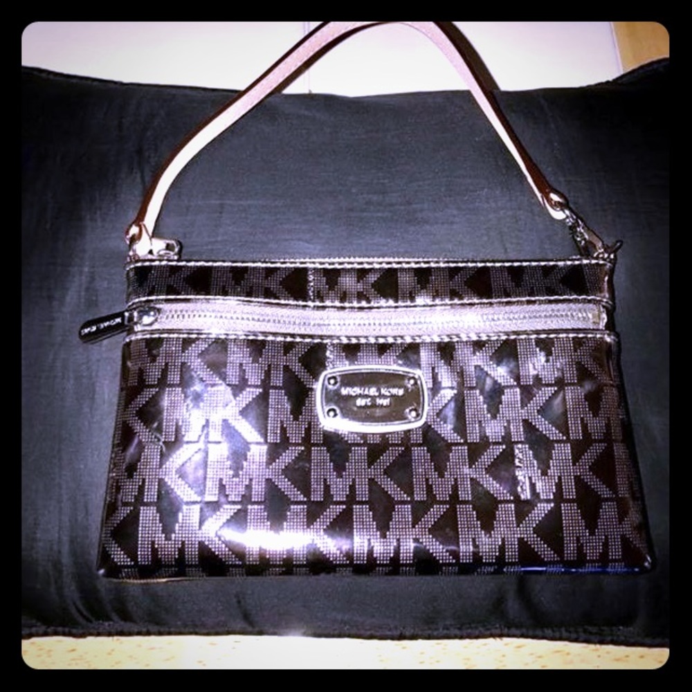 Michael kors wrislet!