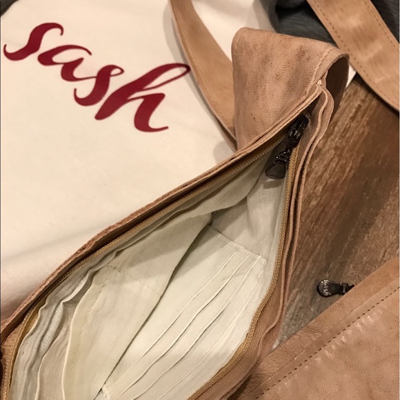 The Sash Bag! - Picture 6 of 7