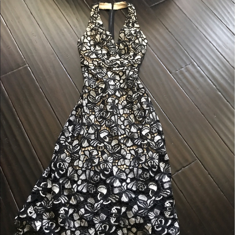 Alice + Olivia Noreen Cutout Floral Lace Dress