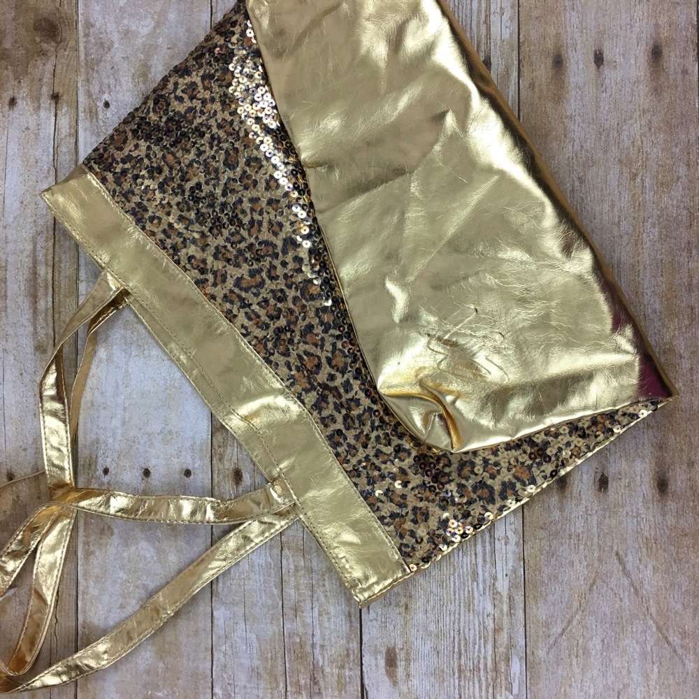 NWT Tote Bag with Sequins and Cheetah Print - Picture 3 of 3