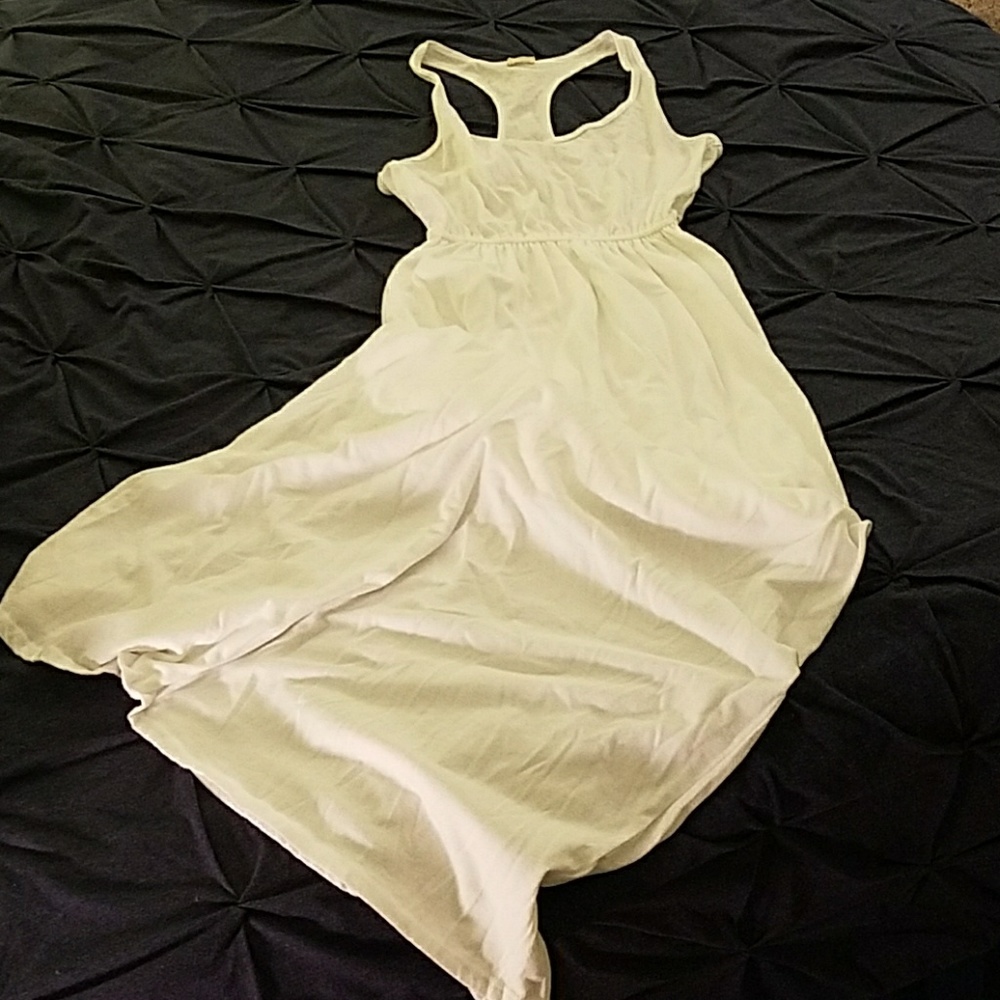 White maxi dress