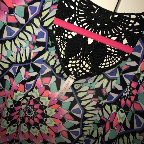 Kimono - Picture 2 of 4