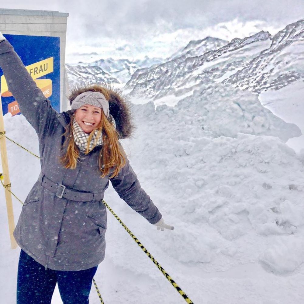 Meet your Posher, Alyssa