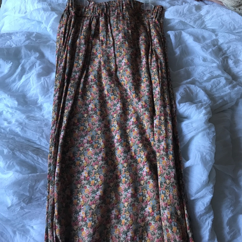 Floral maxi skirt