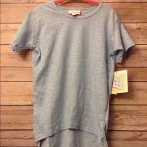 Brand New With Tags LuLaRoe Gracie T Size 4