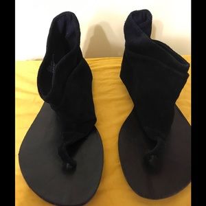 Genuine suede Sandals