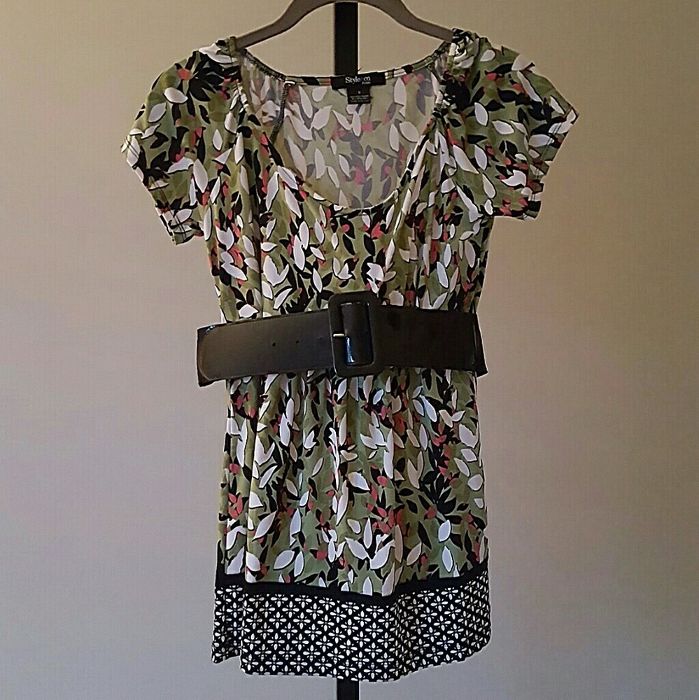 Belted Floral Petite Top