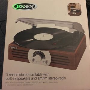 Jensen 3-speed radio