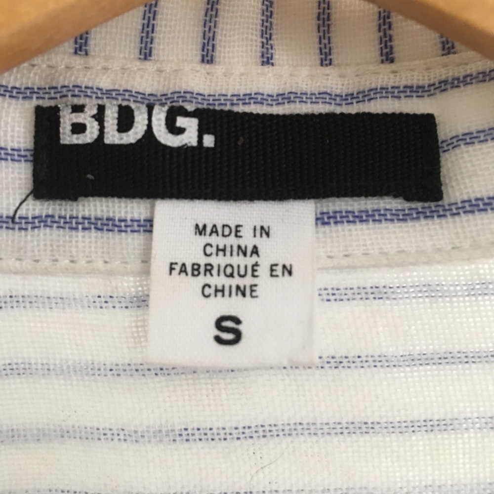 BDG button down - Picture 3 of 3