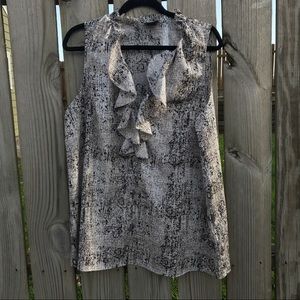 Sleeve less blouse🌸