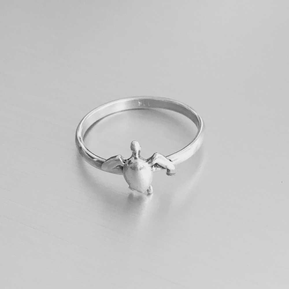 Sterling Silver Small Tortoise Ring - image 1