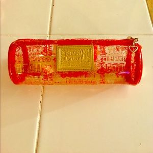 Coach Poppy Makeup Case💄