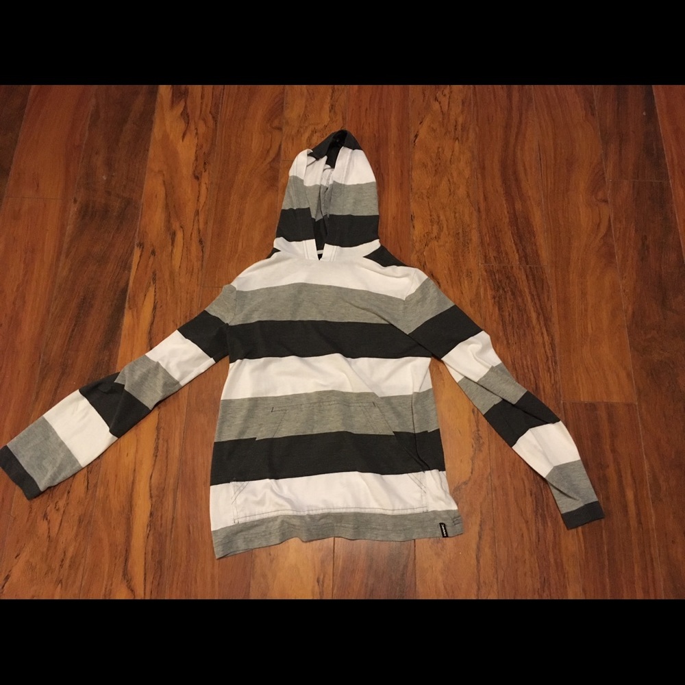 Thin sweatshirt