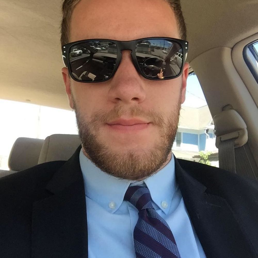 Meet your Posher, Ethan