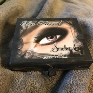 Too faced Smokey Eye