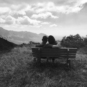 Meet your Posher, Josh n sara