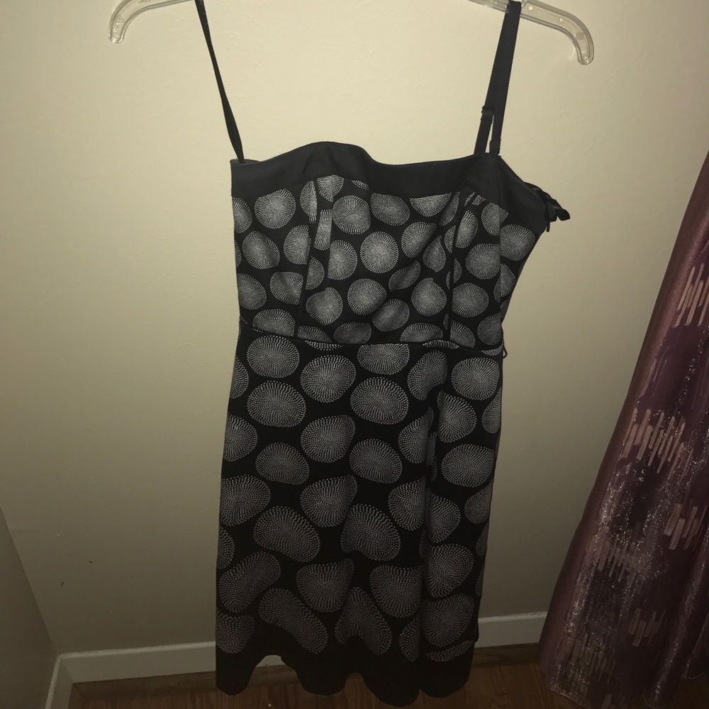 patterned dress.